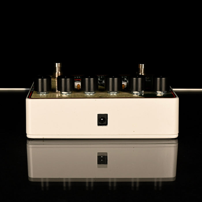 Used Electro-Harmonix Deluxe Memory Man 550-TT Delay Pedal with Tap Tempo