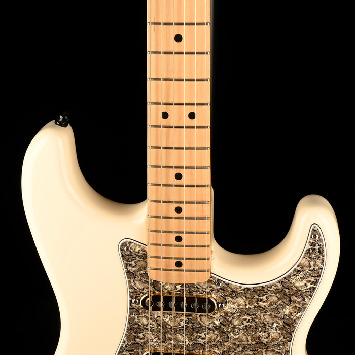 Pre Owned 2004 Fender Stratocaster White Fishscale Modified With Gig Bag