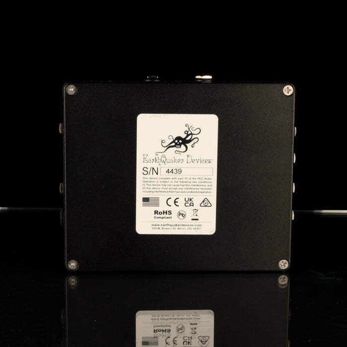 Used EarthQuaker Devices Swiss Things PedalBoard Reconciler Guitar Pedal with Box