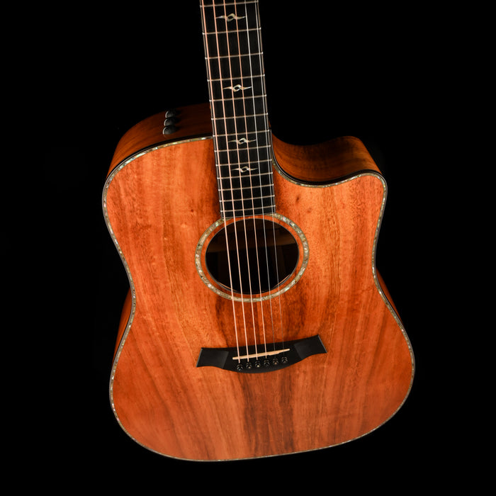 Pre Owned 2005 Taylor K-20ce Koa Natural Acoustic Electric Guitar With OHSC