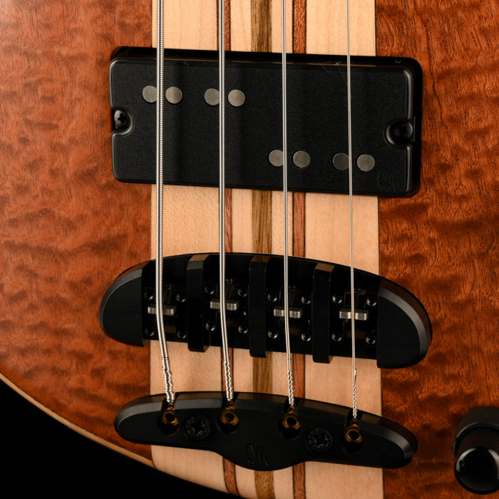 Mayones Cali4 Bass (17.5" Scale) Quilted 5A Mahogany Top Swamp Ash Back Ebony Board With Case