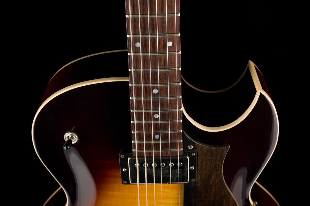 Pre Owned Heritage H-575 Vintage Sunburst Electric Guitar With Case