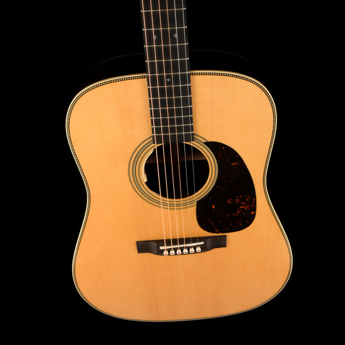 Martin HD-28E Standard (2025) LR Baggs Natural Acoustic Electric Guitar with Case