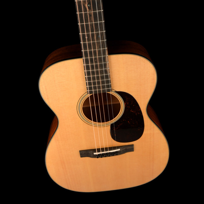 Martin 00-18 Standard (2025) Natural Acoustic Guitar with Case