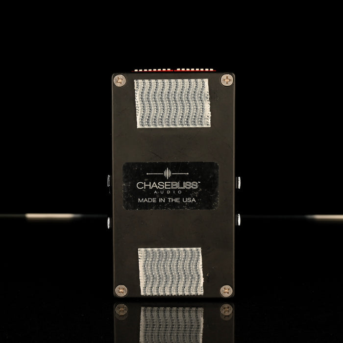 Used Chase Bliss Audio Warped Vinyl HiFi Analog Vibrato Chorus Pedal with Box