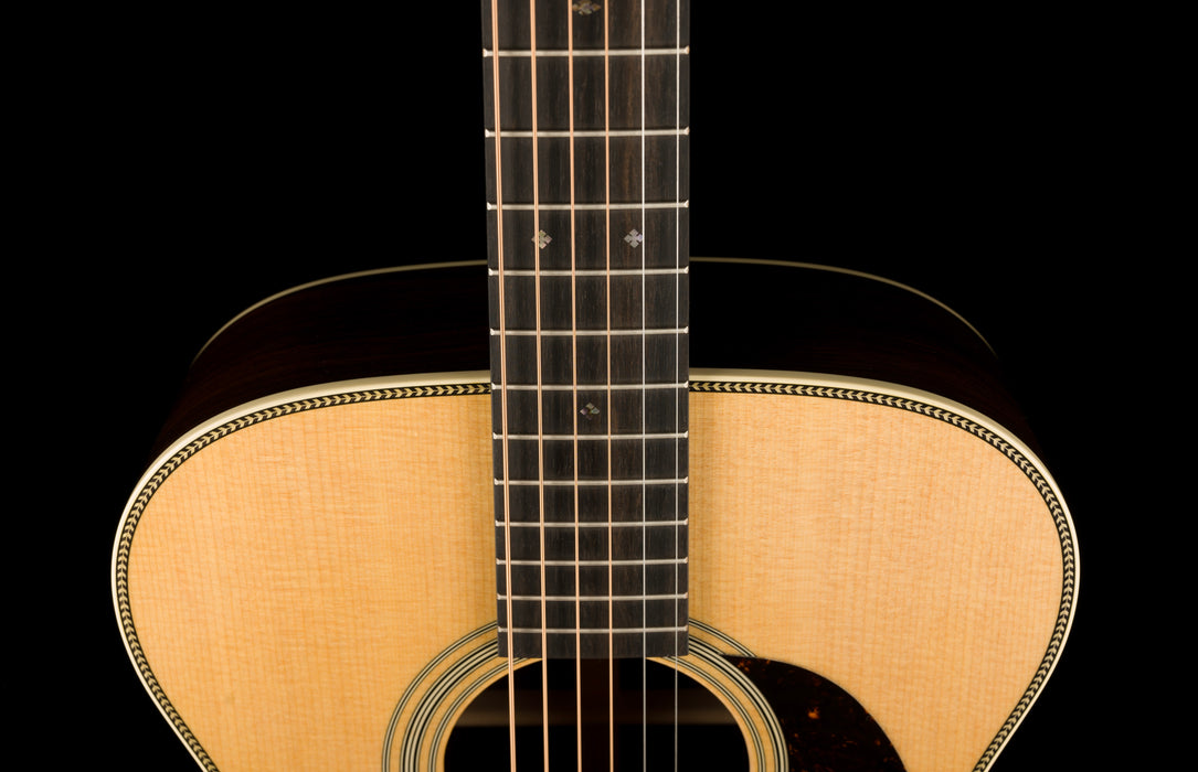 Martin 000-28 Standard Series Acoustic Guitar