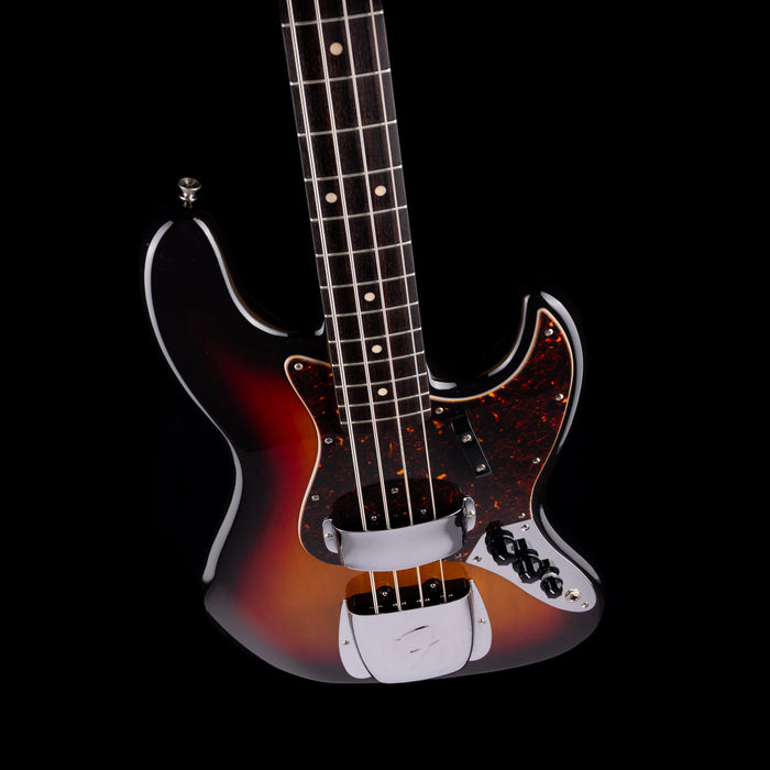 Pre Owned 2004 Fender Made in Japan 1962 Reissue Jazz Bass 3-Tone Sunburst With Case