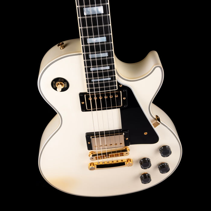 Used Gibson Custom Shop Les Paul Custom Alpine White with OHSC