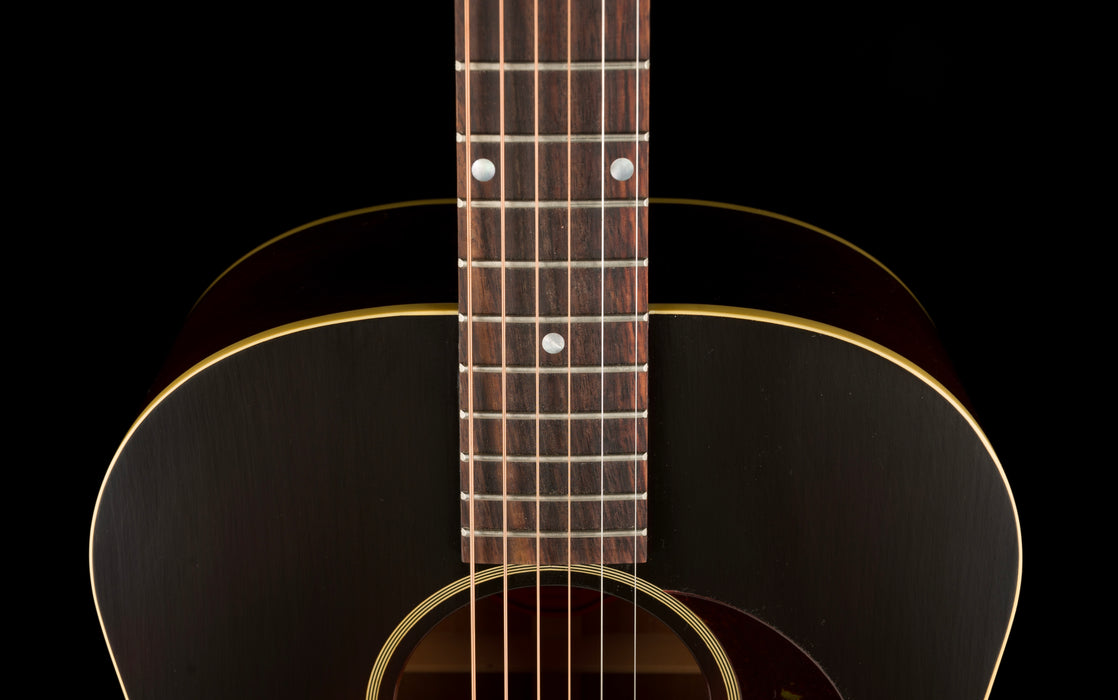 Gibson 1942 Banner J-45 Vintage Sunburst With Case