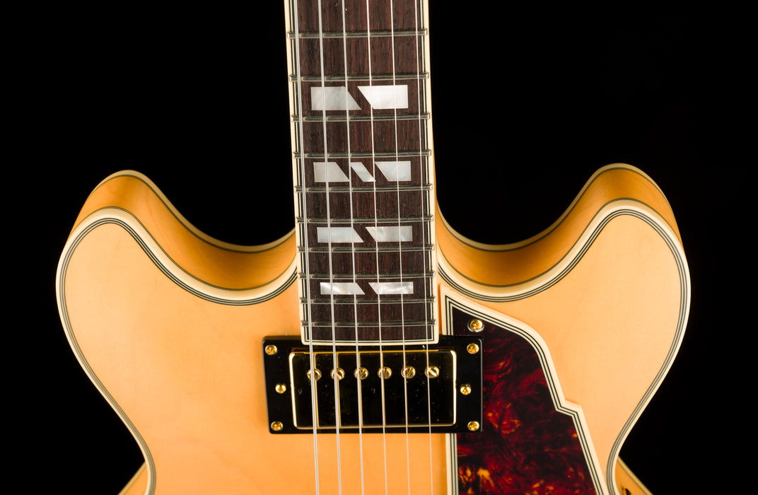 Pre Owned D'Angelico Deluxe Mini DC Natural With OHSC