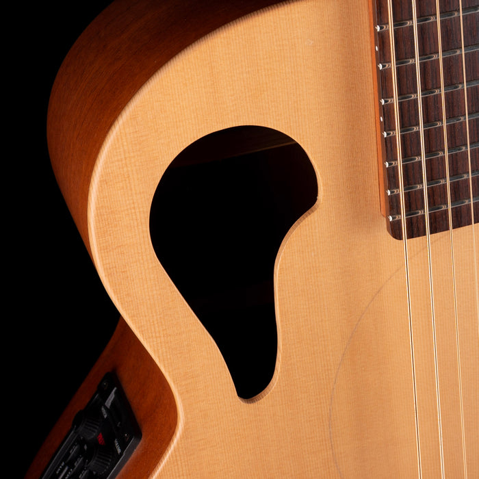 Pre Owned 2007 Tacoma Thunderhawk BM6C Baritone Acoustic Electric Guitar Natural With OHSC