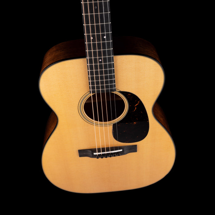 Martin 00-18 Standard (2025) Natural Acoustic Guitar with Case