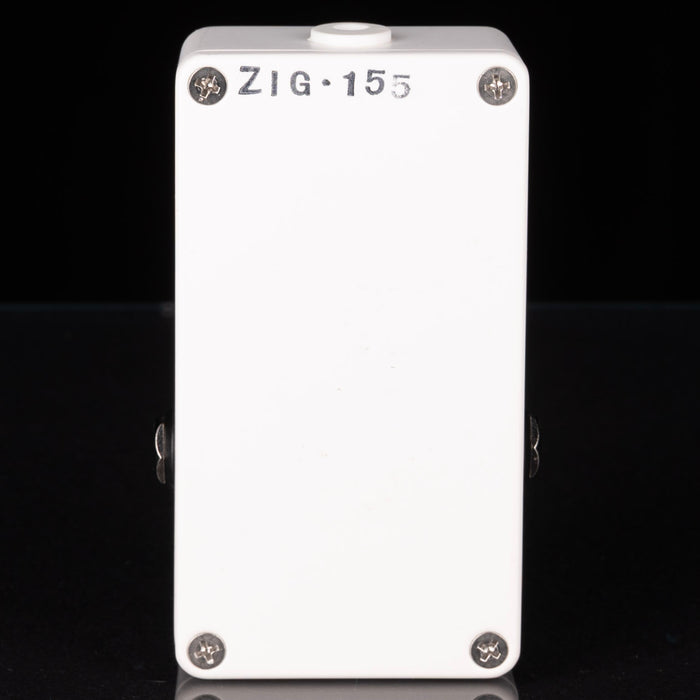 Used SuperCool ZIG-ZAG Analog Chorus-Vibrato Pedal