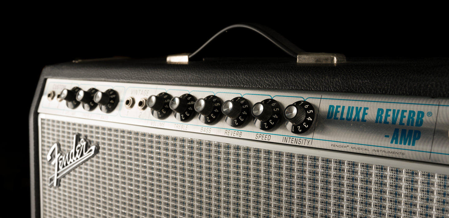 Pre Owned 2018 Fender Limited Edition ’68 Custom Deluxe Reverb Pine Neo Guitar Amp Combo with Cover