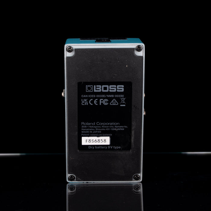 Used Boss Waza Craft CE-2W Chorus With Box