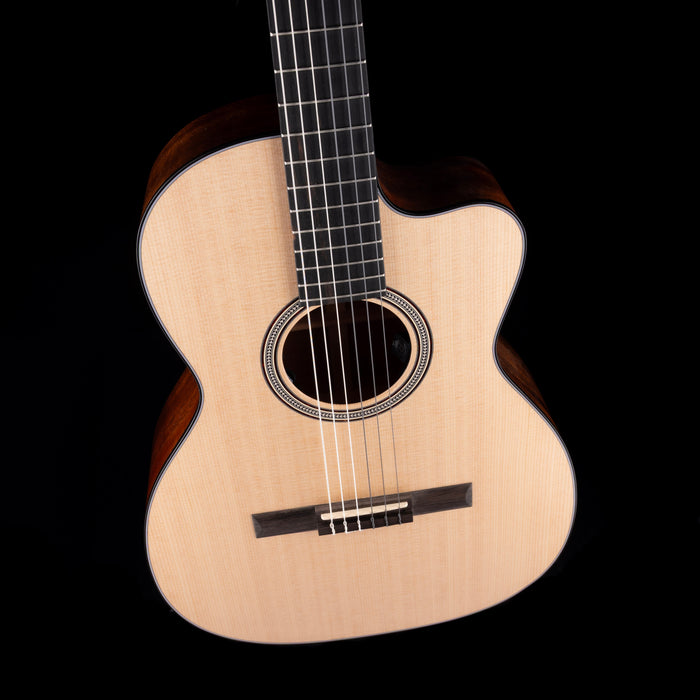 Martin 000C12-16E Nylon Natural Classical Guitar With Case