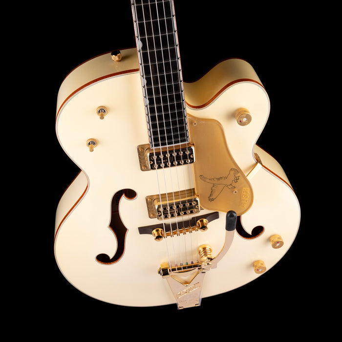 Used 2016 Gretsch G6136T-59 Vintage Select '59 Falcon Hollow Body Vintage White with OHSC
