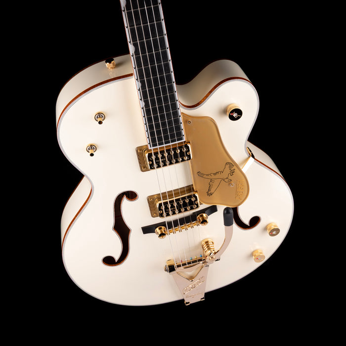 Gretsch G6136T-59 Vintage Select '59 White Falcon Lacquer Vintage White with Case