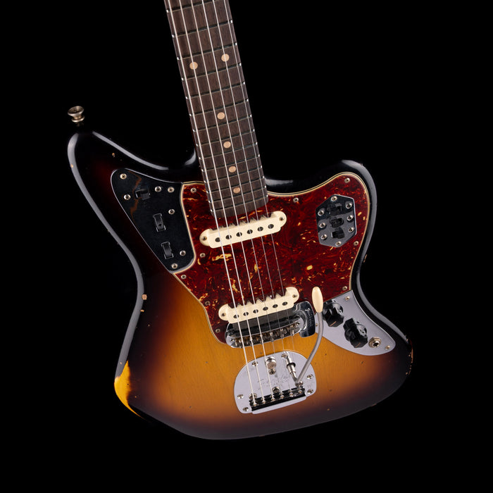 Fender Custom Shop Roasted 1962 Jaguar Journeyman Relic Wide Fade 2-Tone Sunburst With Case