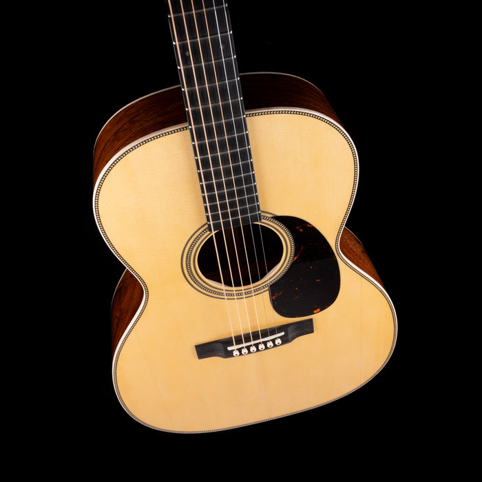 Martin Custom Shop 000-28 Slotted Headstock Guatemalan Rosewood With Italian Alpine Spruce With Case