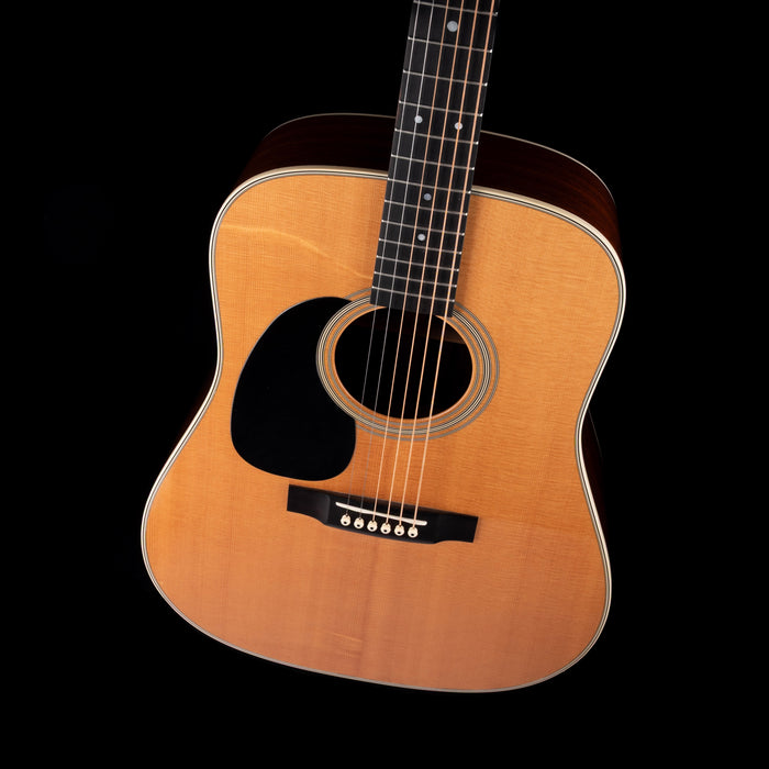 Pre-Owned 2009 Martin D-28 Left-Handed Natural Acoustic Guitar With OHSC