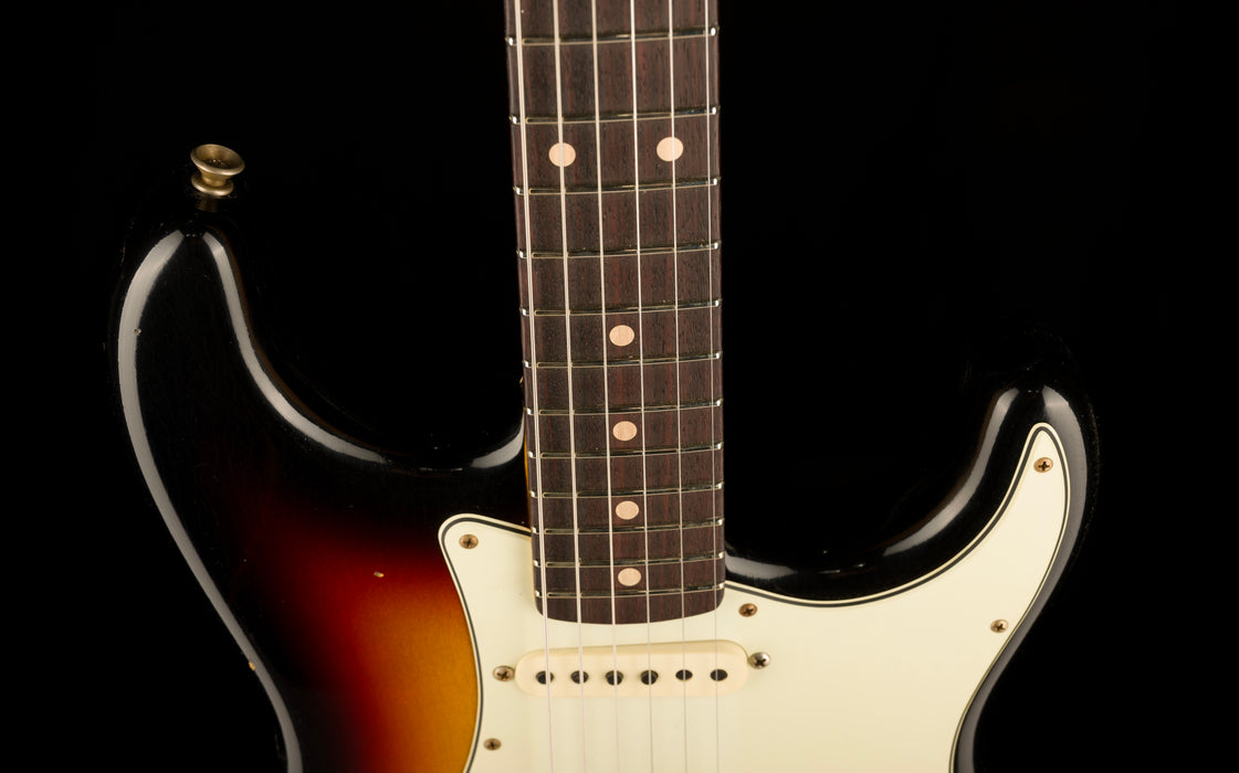 Fender Custom Shop 1961 Stratocaster Hardtail Journeyman Relic 3-Tone Sunburst