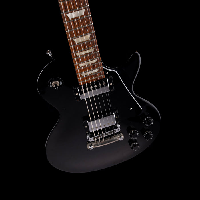 Pre-Owned 2005 Gibson Les Paul Studio in Gloss Ebony With OHSC