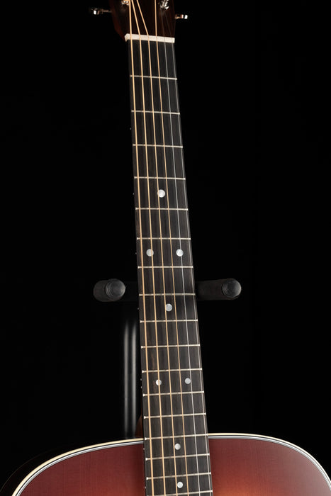 Martin D-28 Satin Amberburst with Case