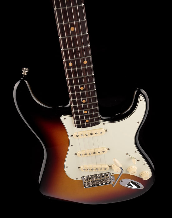Used Fender American Vintage II 1961 Stratocaster 3-Tone Sunburst with OHSC