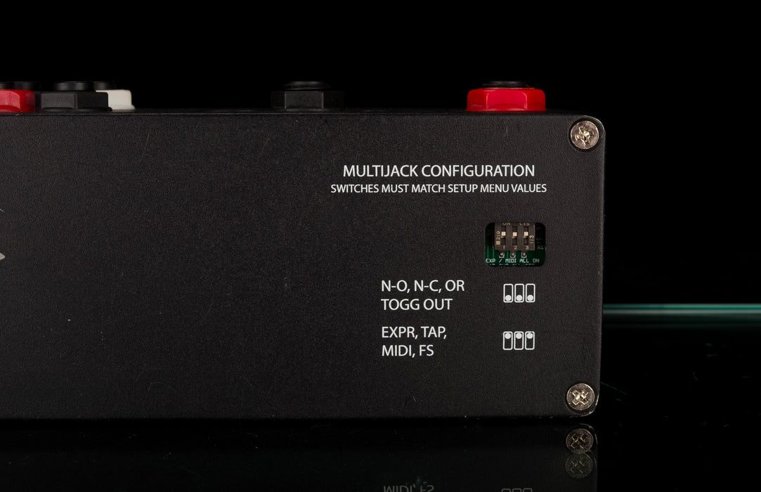 Used Disaster Area DPC-5 Gen3 Programmable Bypass Switcher with Box