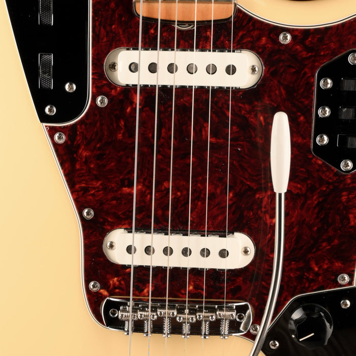 Used Fender Vintera II '70s Jaguar Vintage White With Gig Bag