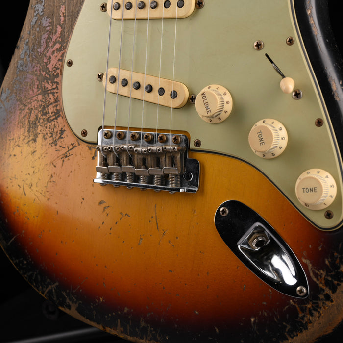 Fender Custom Shop Masterbuilt Jason Smith 1960 Stratocaster Ultimate Relic 3-Tone Sunburst With Case