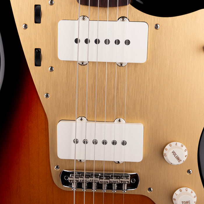 Pre Owned 2024 Fender Limited Edition Vintera II 50's Jazzmaster 3-Tone Sunburst With Gig Bag