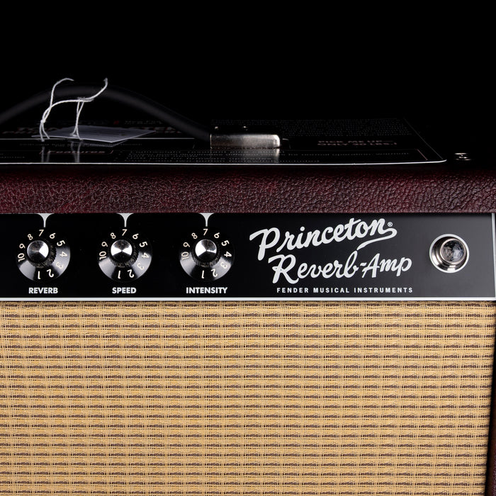 Used 2025 Fender Limited Edition Tone Master Princeton Wine with Cover and Footswtich