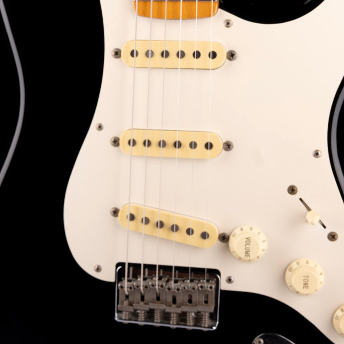 Pre Owned '90s Fender Made in Japan 1957 Reissue Stratocaster Hardtail Black With Gig Bag