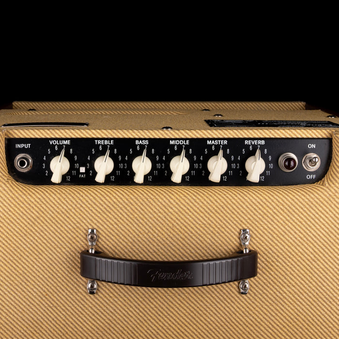Pre Owned Fender Blues Junior III - Chocolate Tweed Two-Tone FSR (Fender Special Run) Guitar Amp Combo
