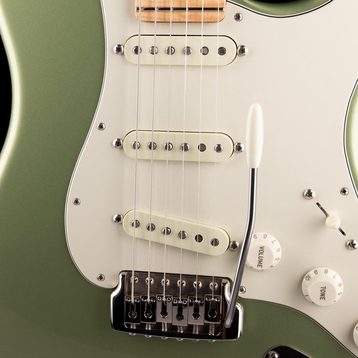 Pre Owned Thorn Guitars SoCal R/S Lime Gold With OHSC