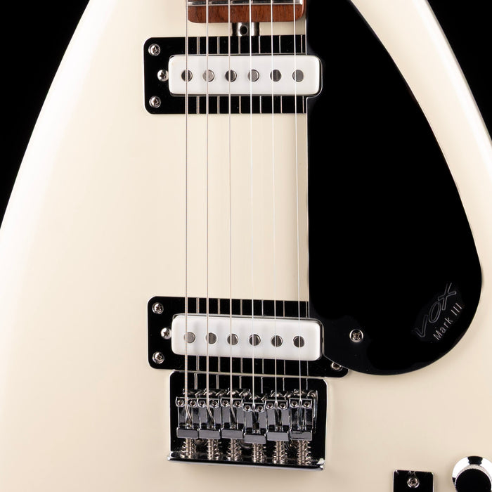 Pre-Owned 2007 Vox Custom Shop 50th Anniversary White Teardrop 57-07 Model With HSC