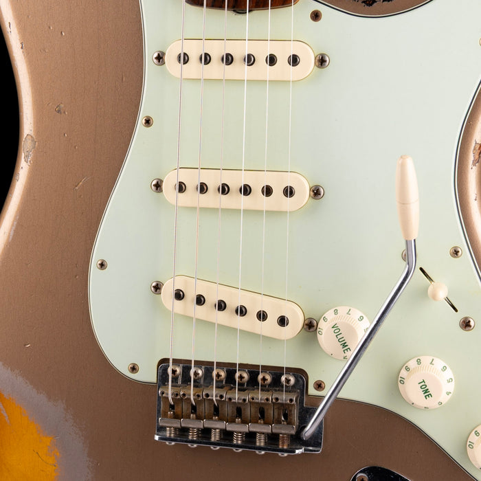 Used 2017 Fender Custom Shop 1962 Stratocaster Heavy Relic Faded Shoreline Gold over 2-Tone Sunburst with OHSC