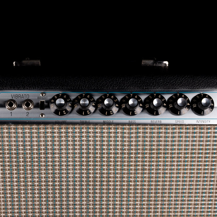 Vintage 1972 Fender Super Reverb Guitar Amp Combo with Footswitch and Cover