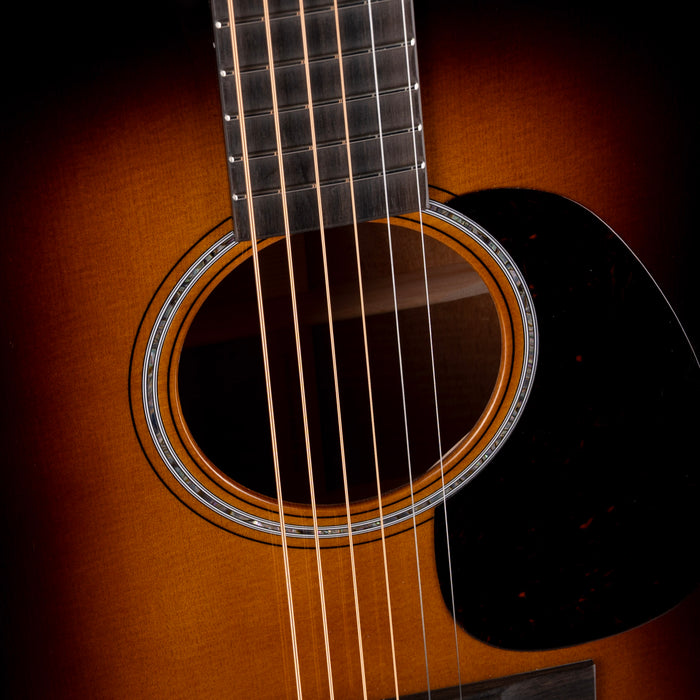 Martin Custom Shop D-18 Flamed Mahogany Sunburst With Case