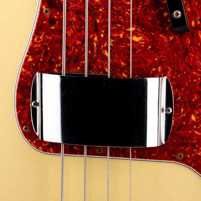 Pre-Owned 1983 Fender American Vintage 1962 Precision Bass Vintage White With OHSC