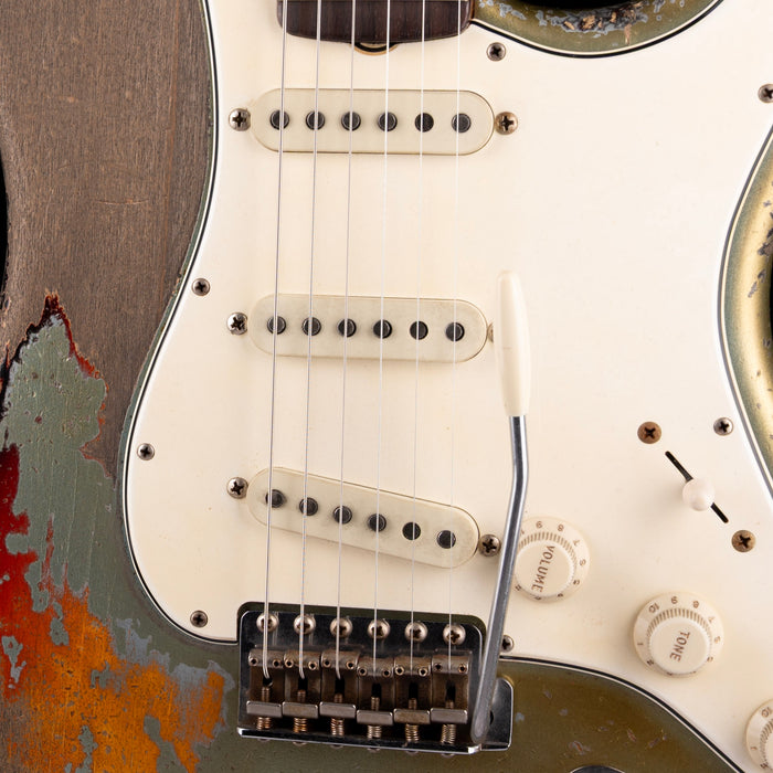 Fender Custom Shop Masterbuilt Dale Wilson 1965 Stratocaster Heavy Relic Firemist Silver Over Chocolate 3-Tone Sunburst