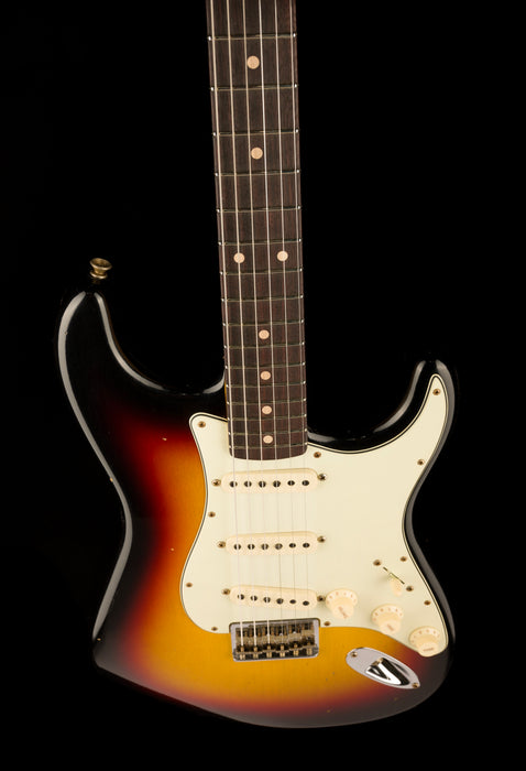 Fender Custom Shop 1961 Stratocaster Hardtail Journeyman Relic 3-Tone Sunburst