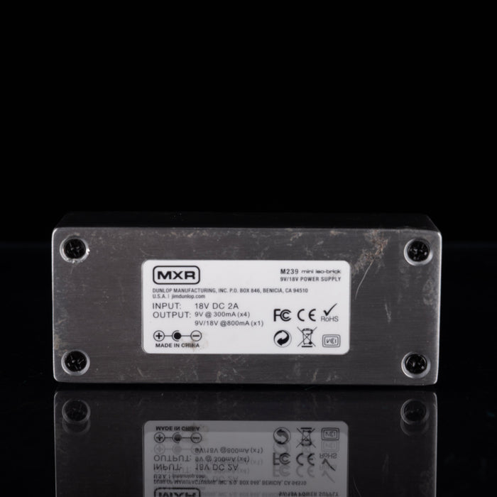 Used MXR M239 Mini Iso-Brick Isolated Pedal Power Supply with Box