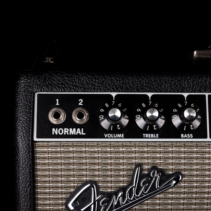 Pre-Owned 2017 Fender '64 Custom Deluxe Reverb Hand-Wired Amp with Cover