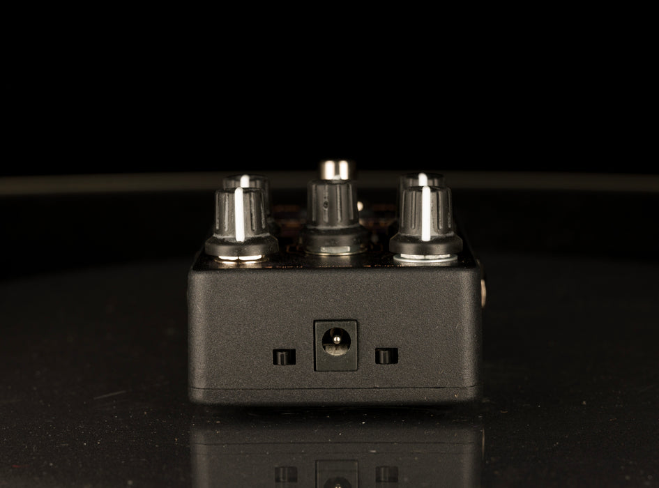 Used Neunaber Immerse Reverb Pedal With Box