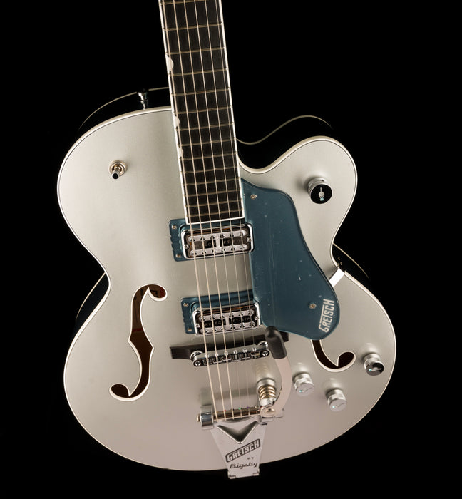 Pre Owned Gretsch G6118T-140 LTD 140th Double Platinum Anniversary Two-Tone Pure Platinum/Stone Platinum With OHSC