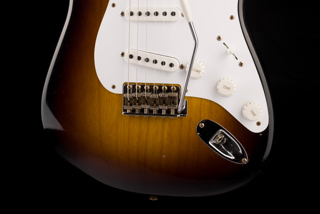 Fender Custom Shop Limited Edition 70th Anniversary Stratocaster Journeyman Relic Wide Fade 2-Tone Sunburst