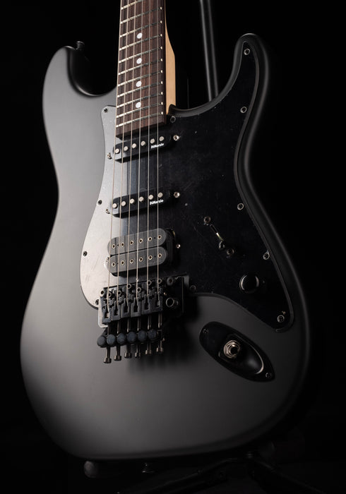 Charvel USA Select So-Cal HSS FR Pitch Black With Case